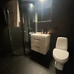 Apartamento Charming In Center With Free Parking